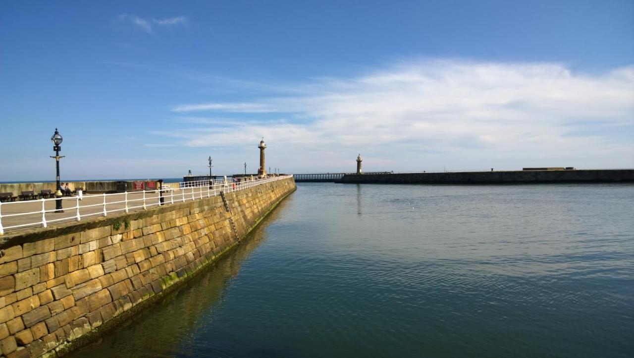 The Hideaway Villa Whitby Buitenkant foto